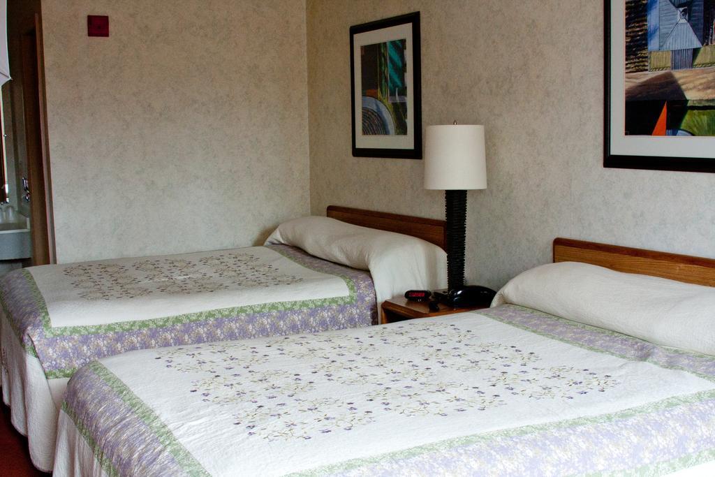 Anchorage Inn Берлингтон Экстерьер фото
