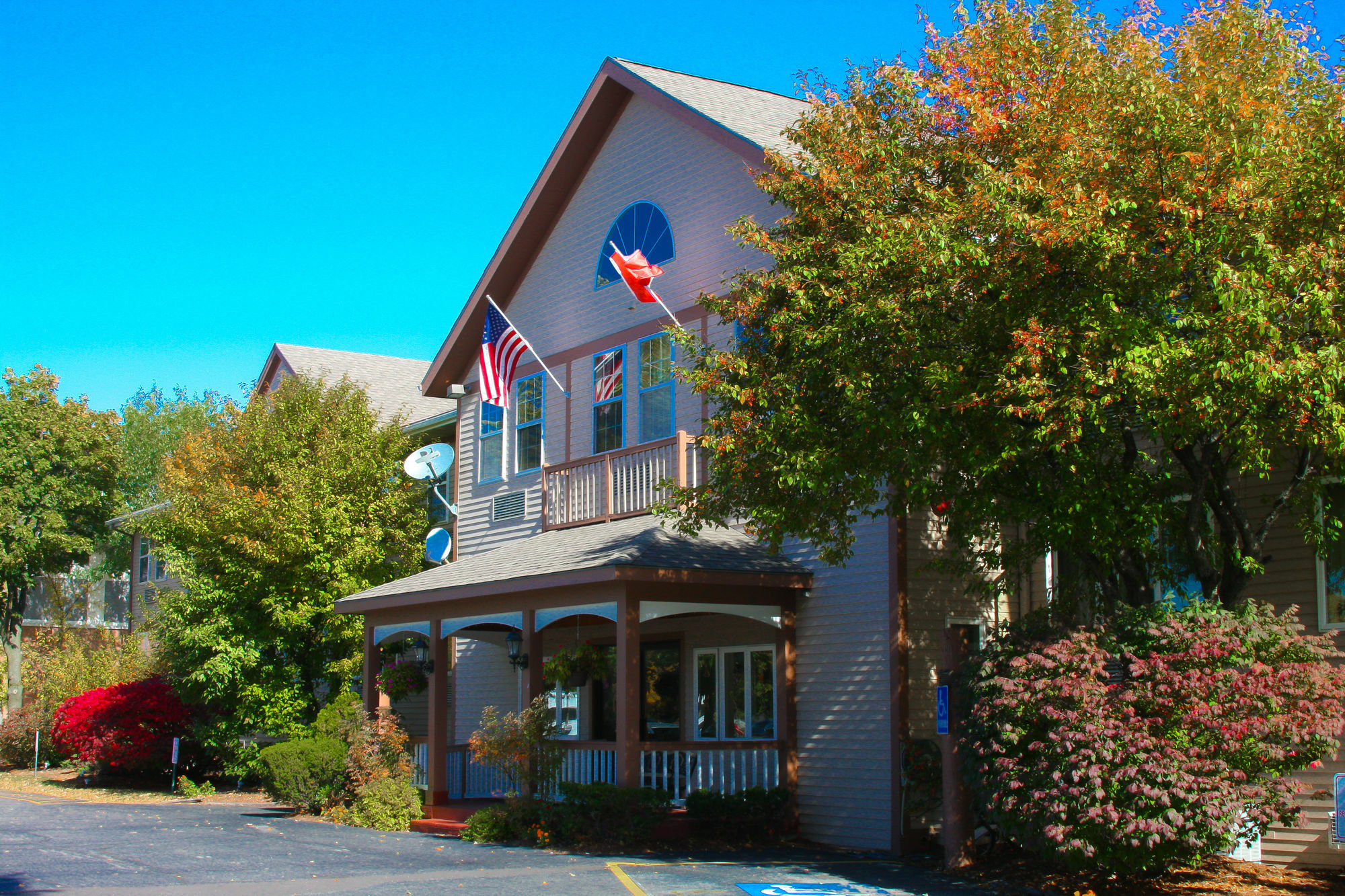 Anchorage Inn Берлингтон Экстерьер фото